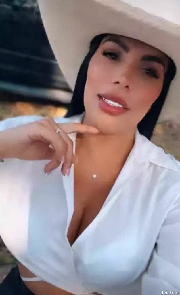 Karla Profile image 6