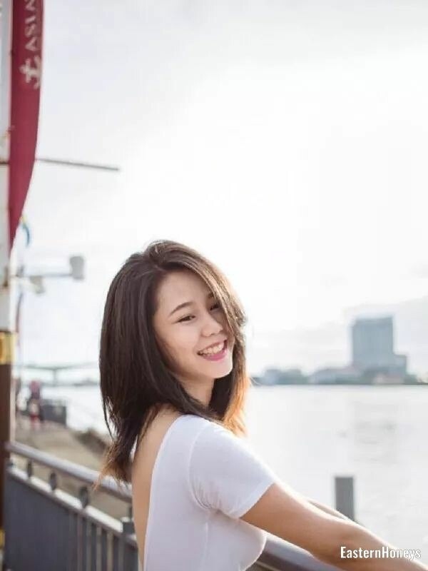 Sasithorn Profile image 1