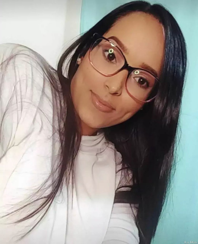 Veronica Profile image 4