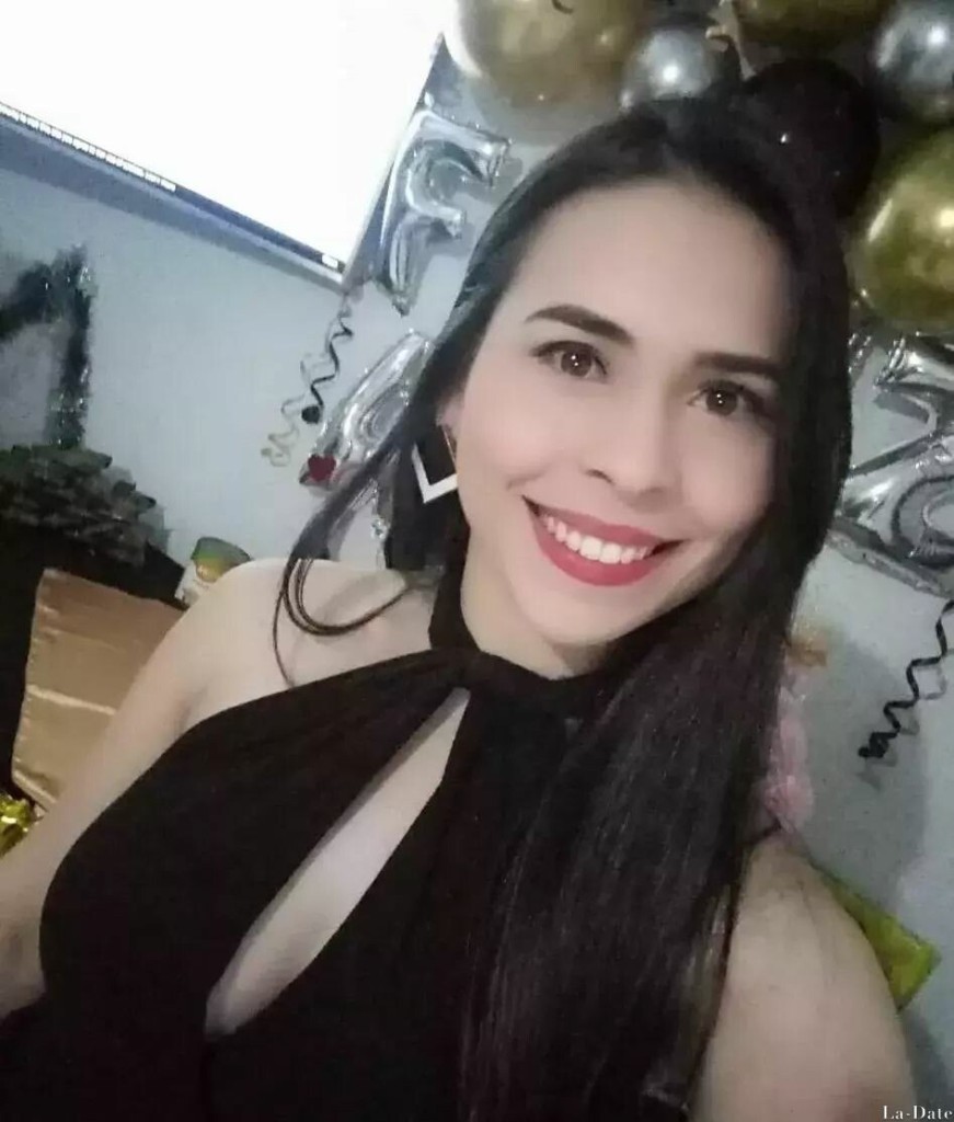 Deivilyn Profile image 1