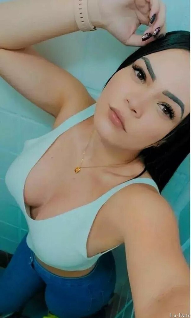 Karen Profile image 4