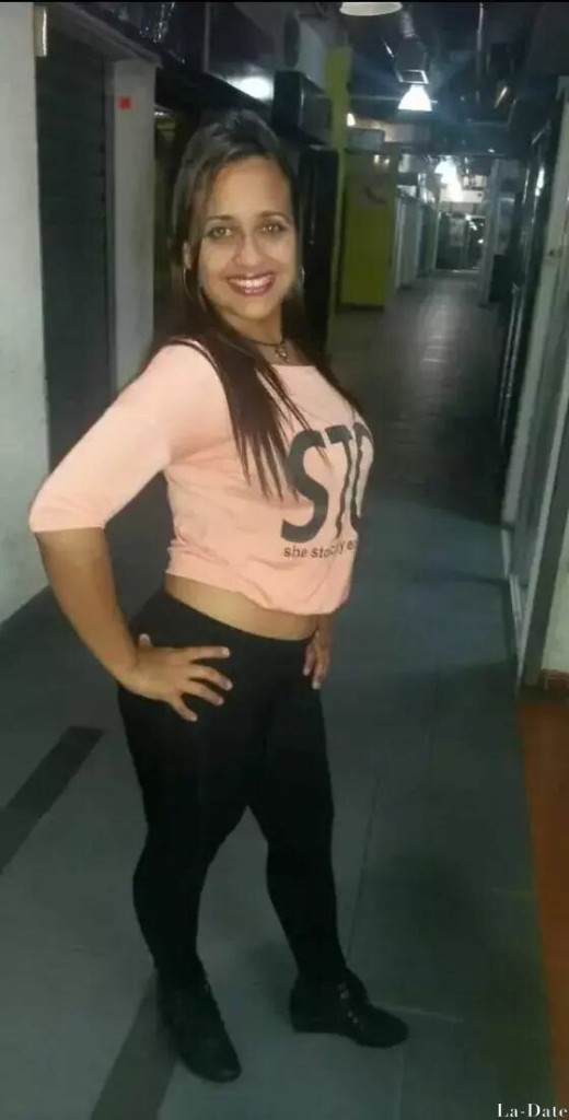 Elizabeth Profile image 1