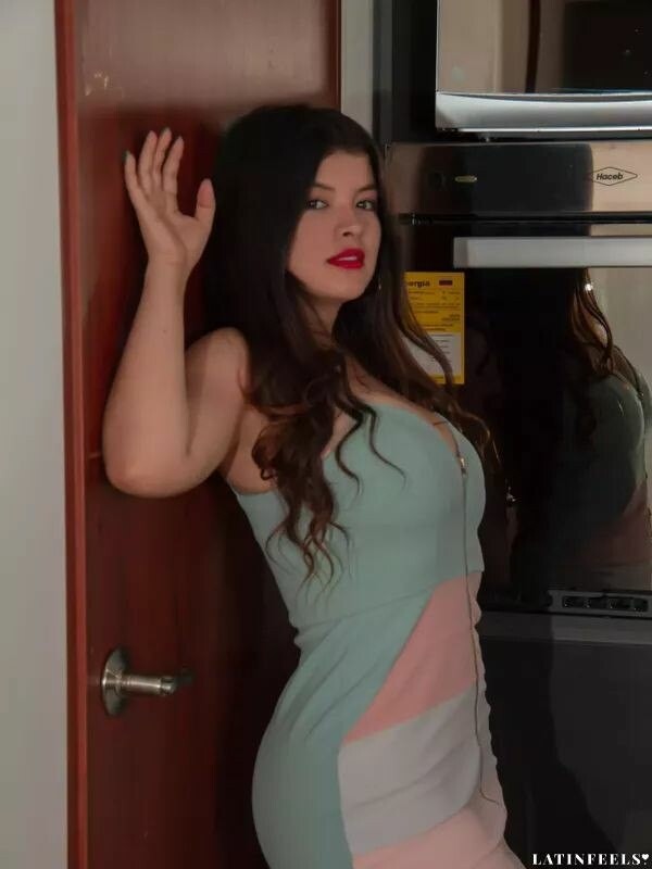 Stefania Profile image 2