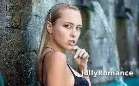 Victoria Kamila Profile image 1