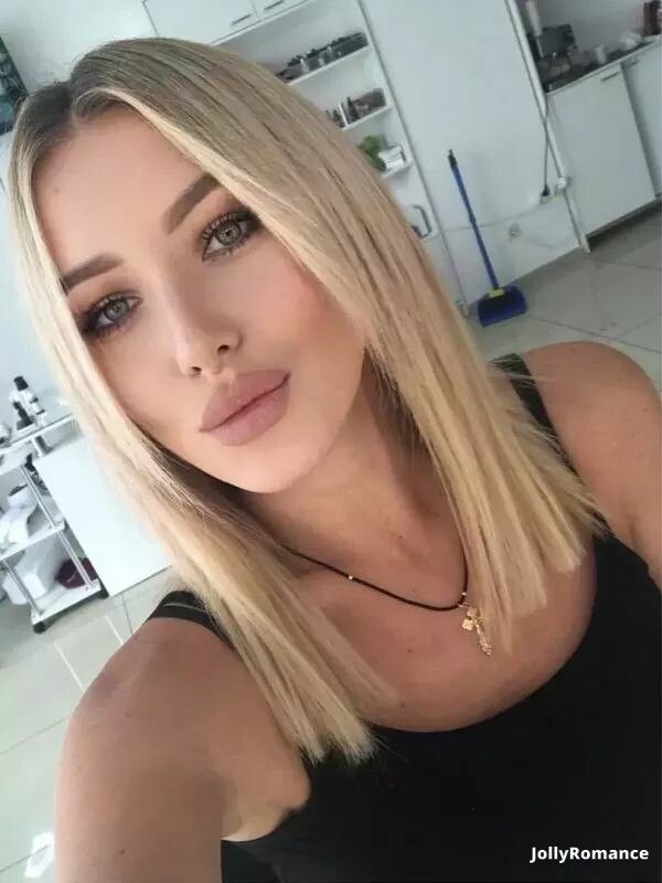 Victoria Profile image 3