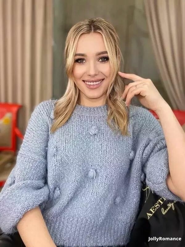 Victoria Profile image 2