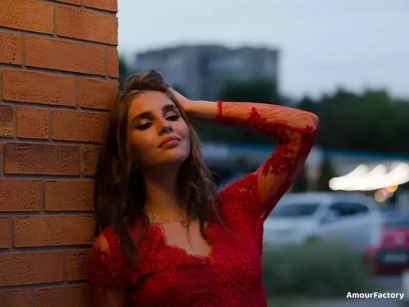 Anna Profile image 1