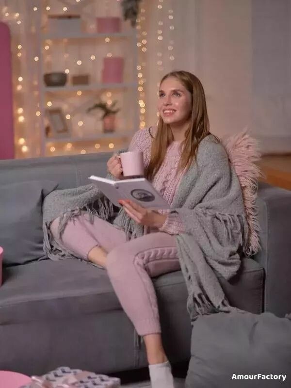 Anna Profile image 4