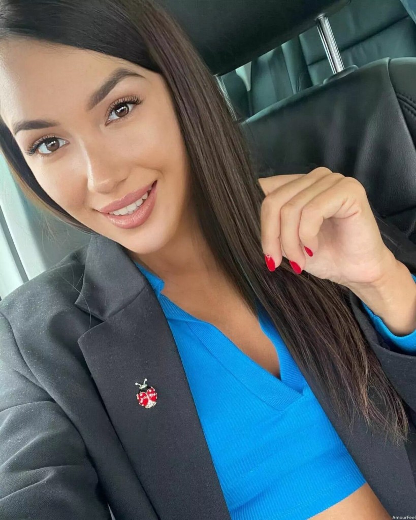 Diana Profile image 3