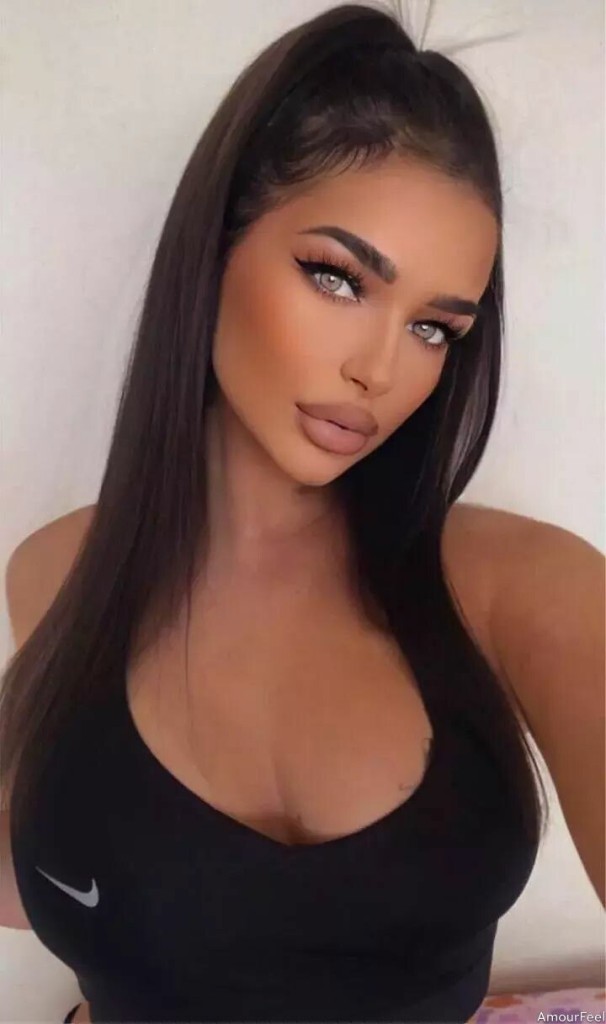 Pamela Bozhkova Profile image 2