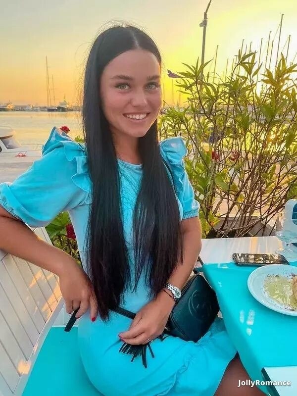 Valeryia Profile image 2